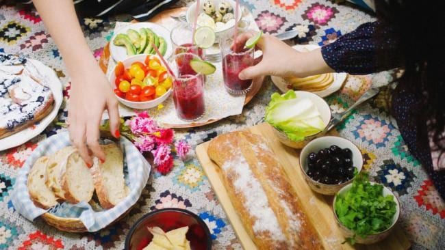 The healthiest picnic foods, according to a dietitian